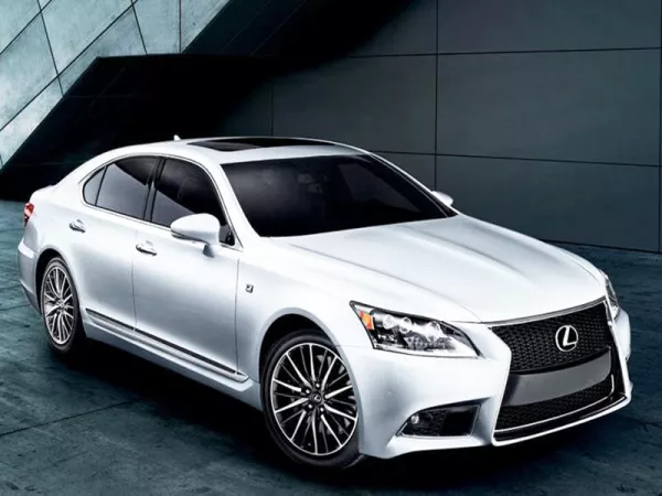 Dịch vụ thay Kính chắn gió xe Lexus LS 460 tận nơi